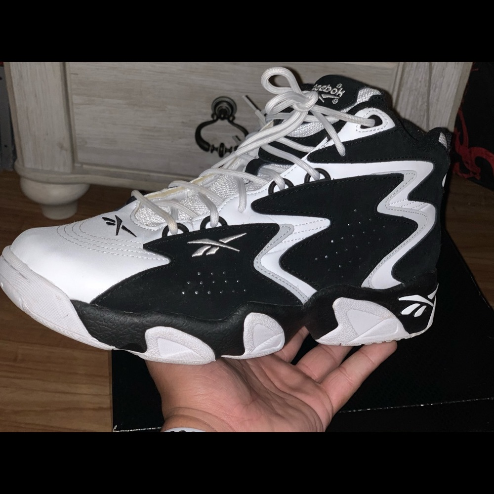 Reebok mobius